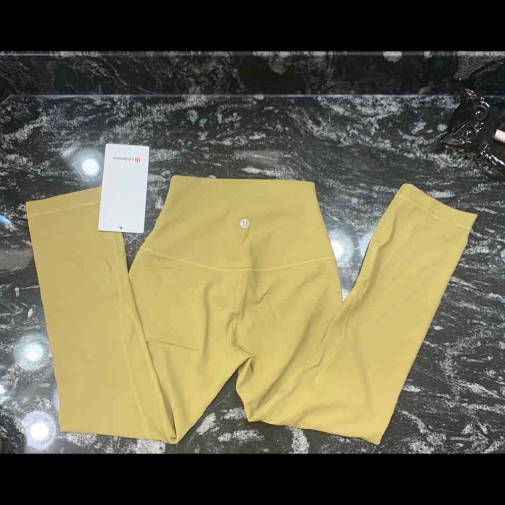 SOLD $78. ✅ LuluLemon Align Crop 21” - Picture 4 of 5